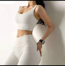 Load image into Gallery viewer, CPM SIMPLE FIT SPORTS BRA