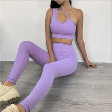 Load image into Gallery viewer, CPM ONE SIDE PADDED SPORTS BRA- LAVENDER
