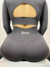 Load image into Gallery viewer, DOUBLE DOWN LEGGINGS - BLACK

