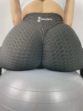 Load image into Gallery viewer, TT LEGGINGS- BLACK
