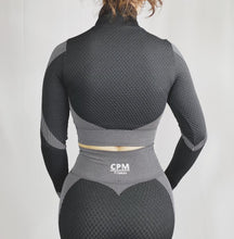 Load image into Gallery viewer, TRIPLE THREAT SPORTS TOP- BLACK/WHITE
